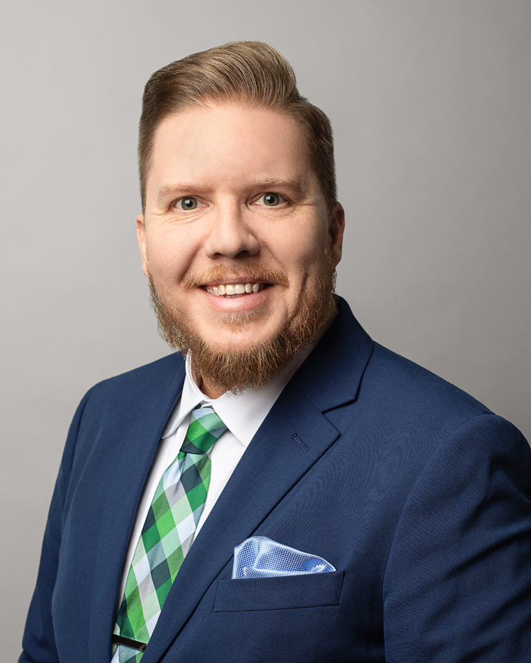 Headshot of Sean Zmich